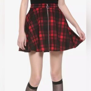 Hot Topic | Red and Black Plaid O-Ring Skater Skirt | Size S